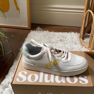 New Soludos sneakers. Size 9!
